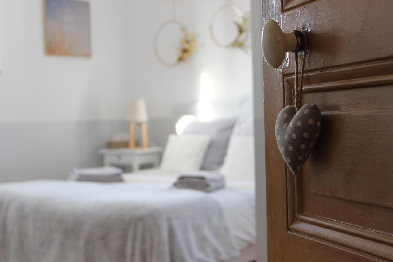 Maison D'Hotes La Poterne Επερνέ Εξωτερικό φωτογραφία