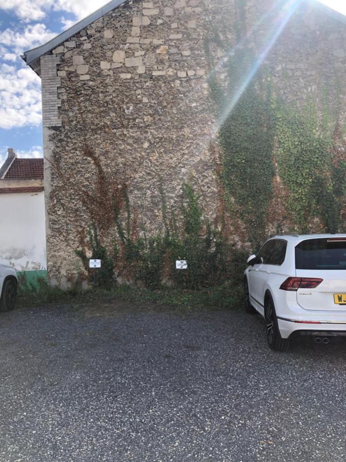 Maison D'Hotes La Poterne Επερνέ Εξωτερικό φωτογραφία