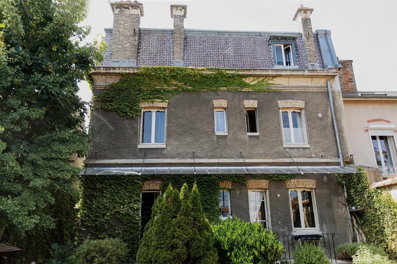 Maison D'Hotes La Poterne Επερνέ Εξωτερικό φωτογραφία